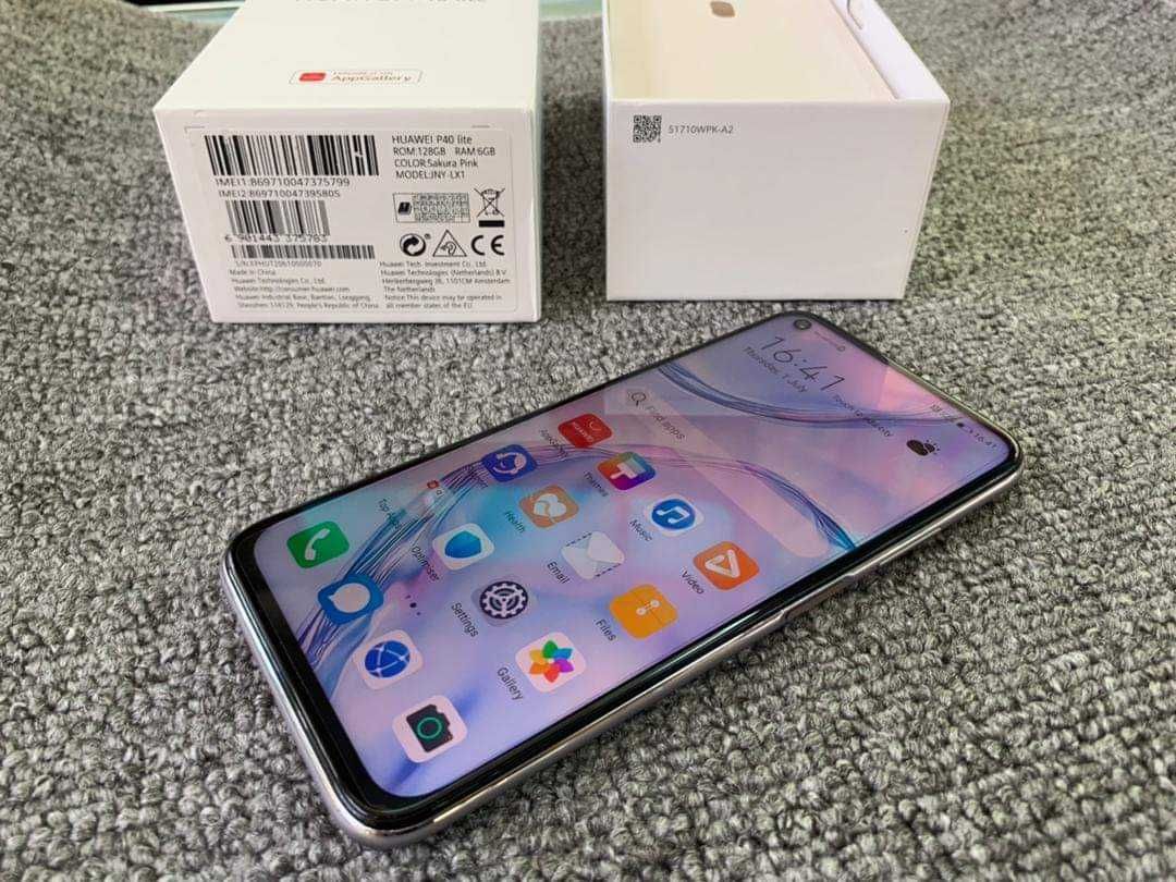 Продавам Huawei p40 lite 128GB