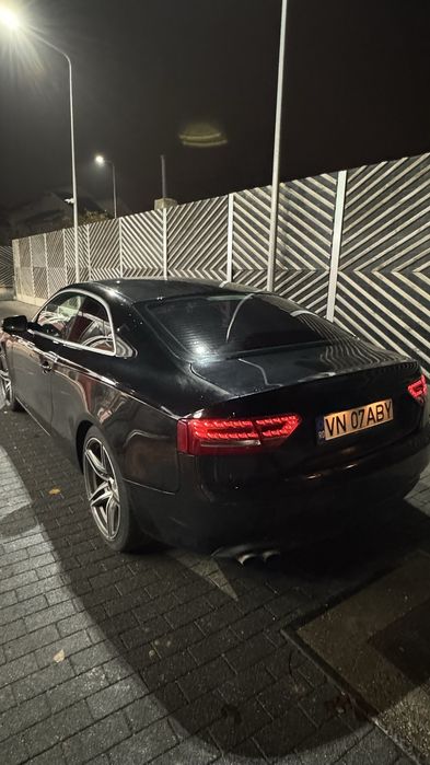 Vand audi a5 2.0 tfsi an 2010