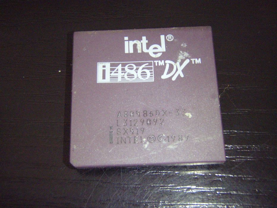 Componente vintage procesoare Intel A80502-75 A80502-90 A80486DX-33