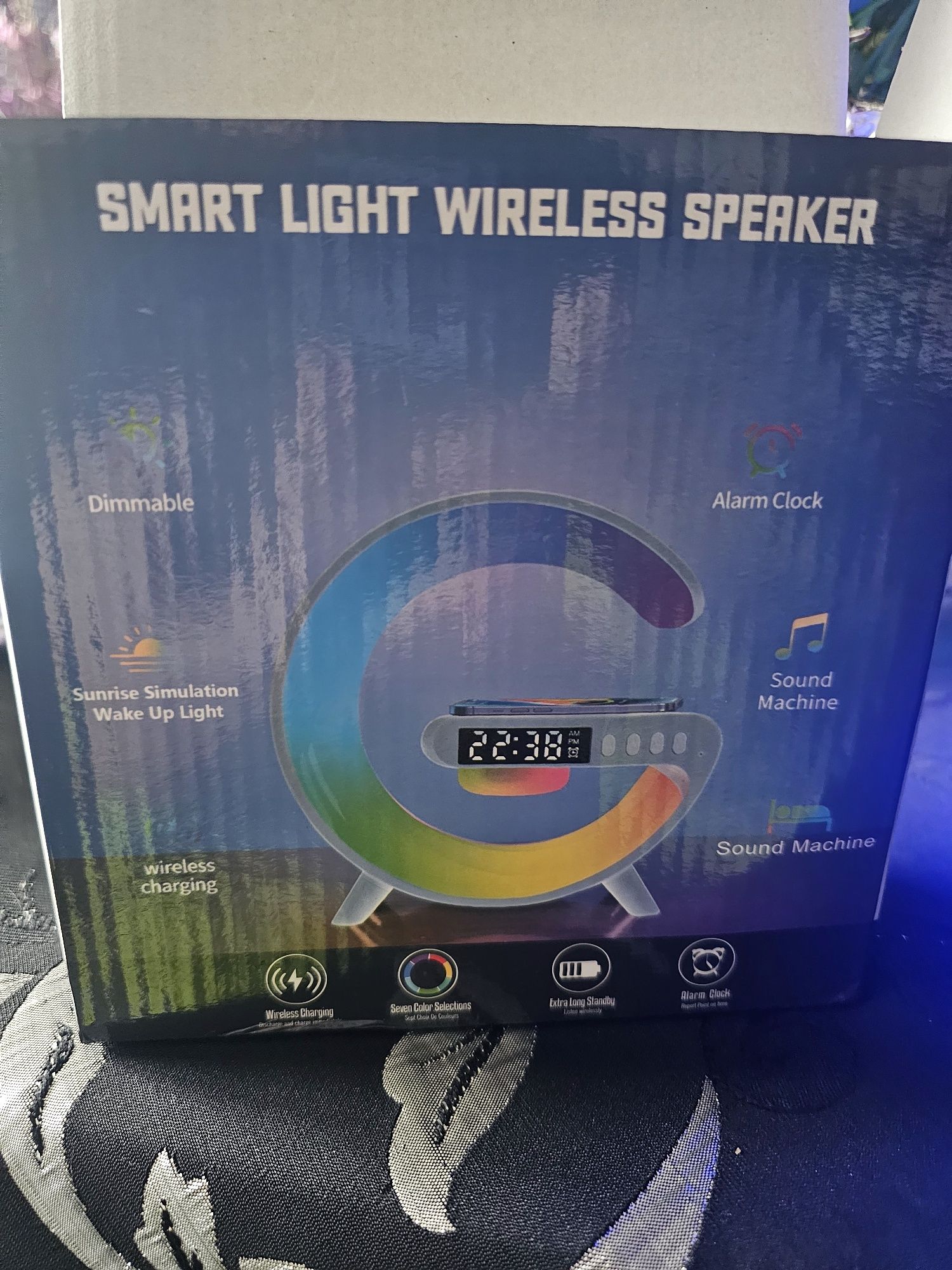 Ceas wireless cu lumini și încărcare telefon  nou