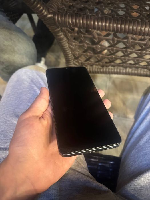 Redmi 13 c. Sotiladi