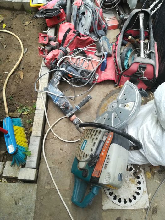 Electrice scule diferite