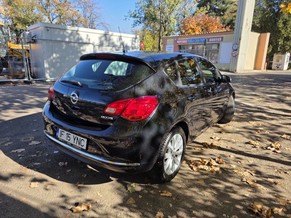 Vand opel astra j