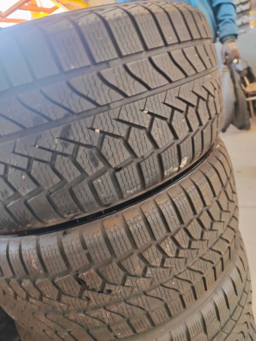 2бр. зимни гуми 225/45/17 Goodride