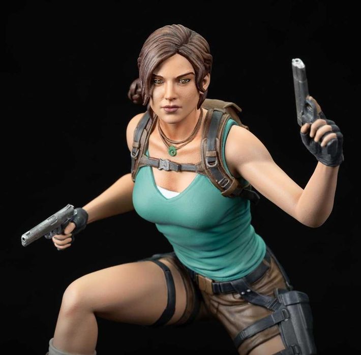 Tomb raider Lara Croft колекционерска фигура