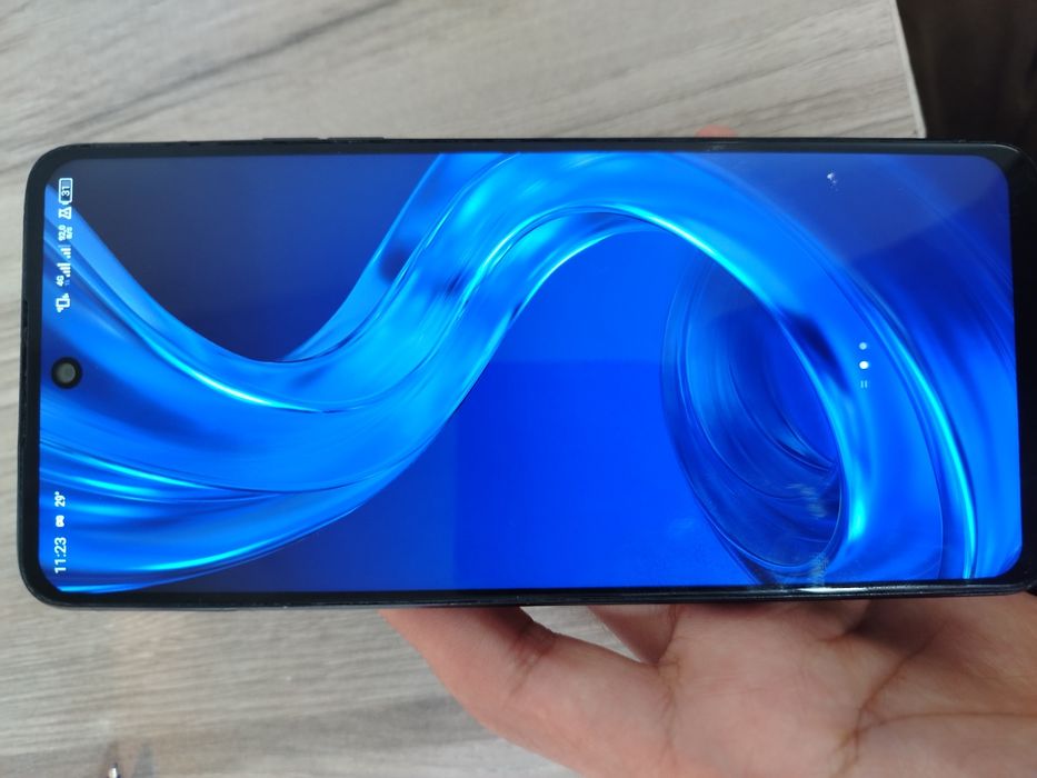 Tecno Pova 3 ideal sostayenada  batareykasi 7000 Mah  xotiralari 128/8