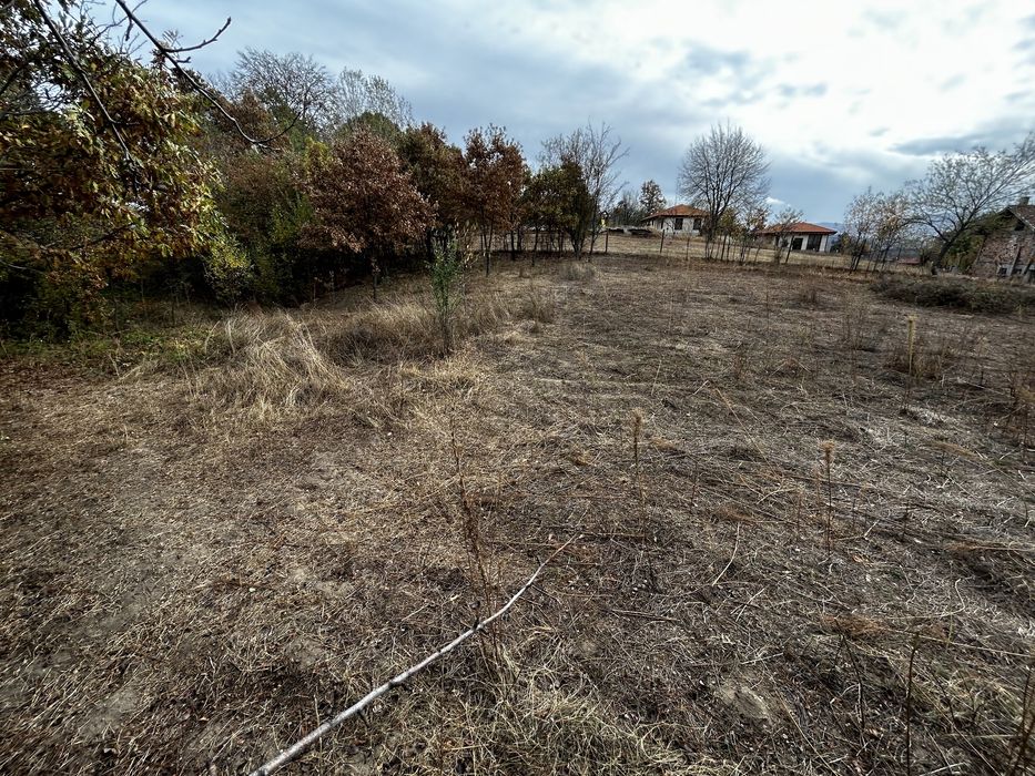 Продава се Парцел в с. Бижовци, Област Габрово - 1000 кв.м за 18 €/кв.м - Снимка #4