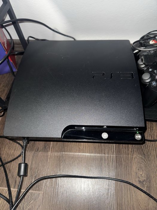 Playstation 3 slim - 120gb cu 6 jocuri si controller