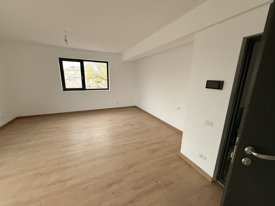 Garsoniera Birou Spatiu Balotesti