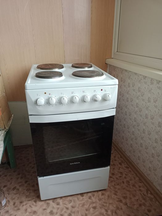 Плита электрическая б/у на кухню