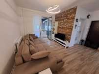 Vând apartament 3 camere mobilat și renovat lângă pădure