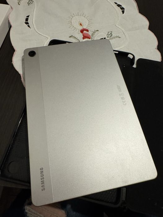 Samsung tab a 9 plus