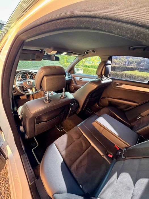 Mercedes-Benz C 200 CDI Final Edition – 2.2 Diesel Automată 7G-Tronic