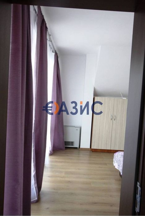 Къща с 7 спални 290 кв.м. + двор 300 кв.м., пл. Буджака, Созопол,