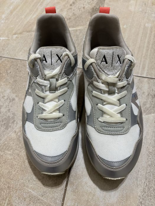 Маратонки ARMANI EXCHANGE 37 номер