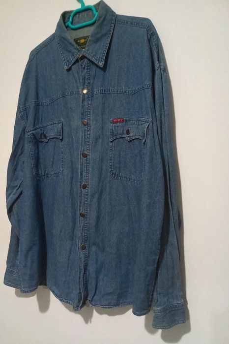 Camasa blugi barbati marime 44-45 respectiv XXL stare perfecta
Dimensi