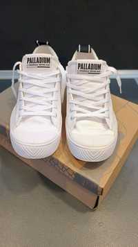 Отигинални бели кецове Palladium