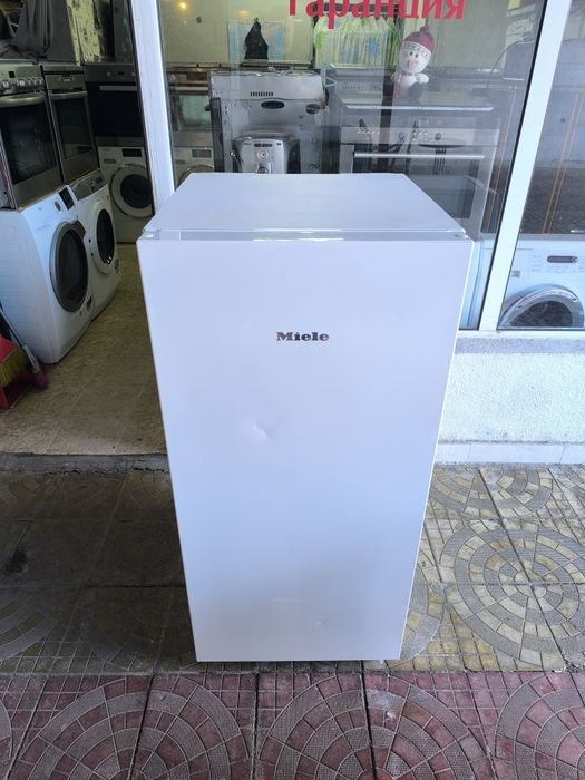 Фризер Miele FN 22263 ws - 194 литра.