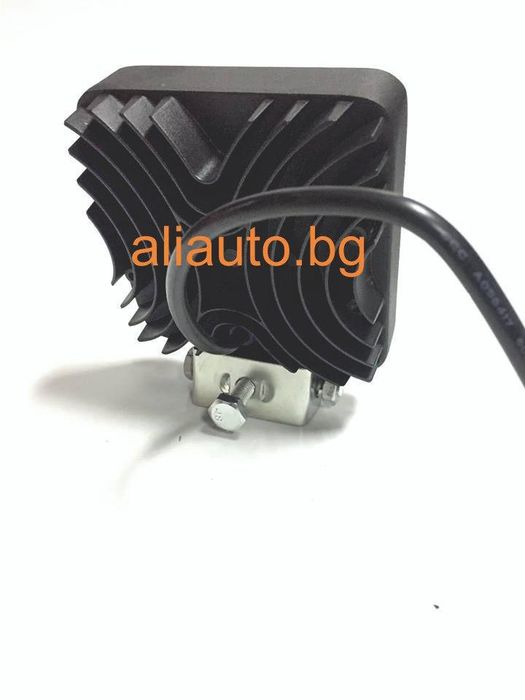 LED халоген 20W Светлини