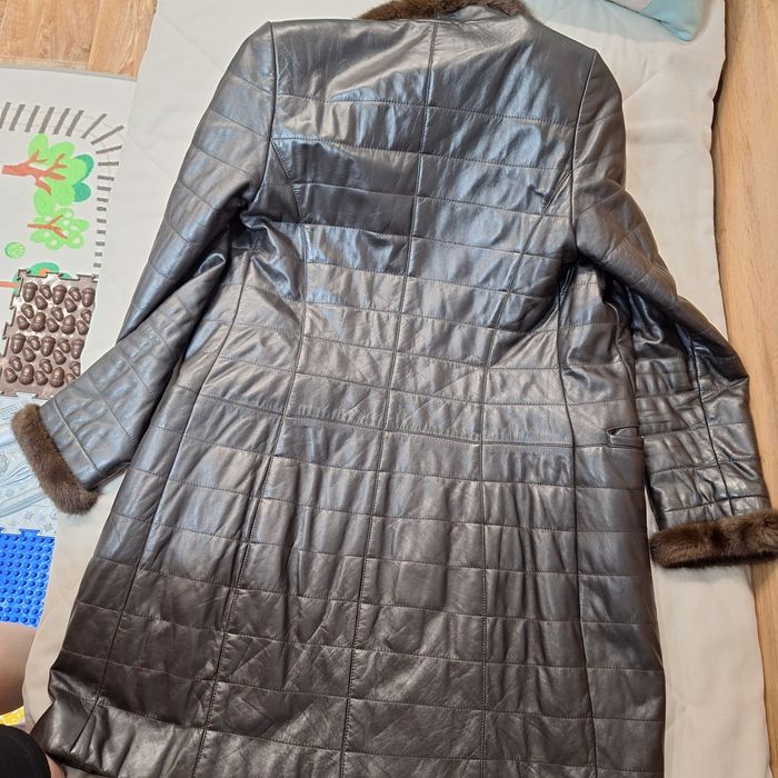 Плащ кожаный с опушкой норка