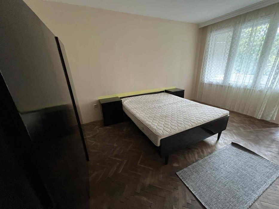 Двустаен апартамент, под наем, Окръжна болница