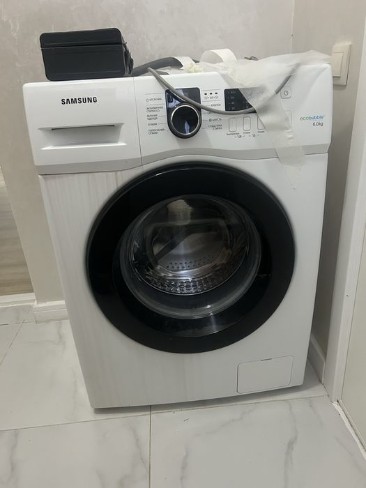 Б/у стиральная машина в рабочем состояние.