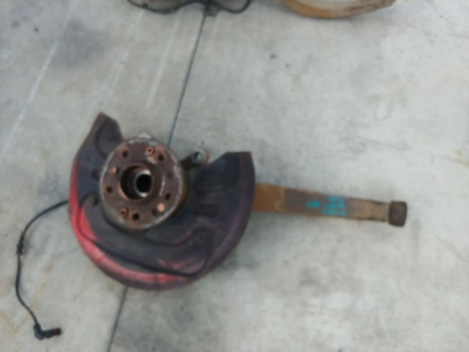 fuzeta dreapta fata 3.0 cdi 642950 mercedes r-class w251