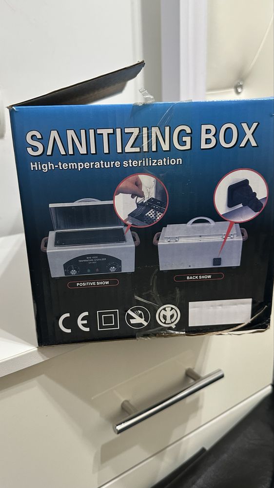Продам сухожаровой шкаф Стерилизатор Sanitizing Box