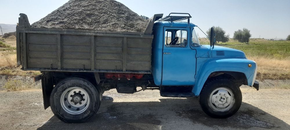 Zil 130 ural mator xolati yaxshk matorlari qilingan yurb turgan moshim