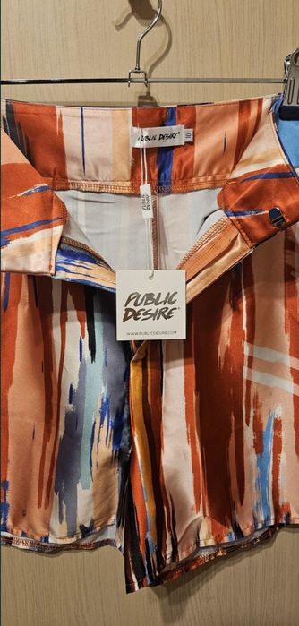 Pantaloni scurti satin pt dama