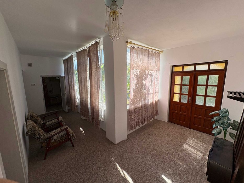 Casă cu teren generos Dudeștii Vechi, 1450 mp, locuibilă imediat