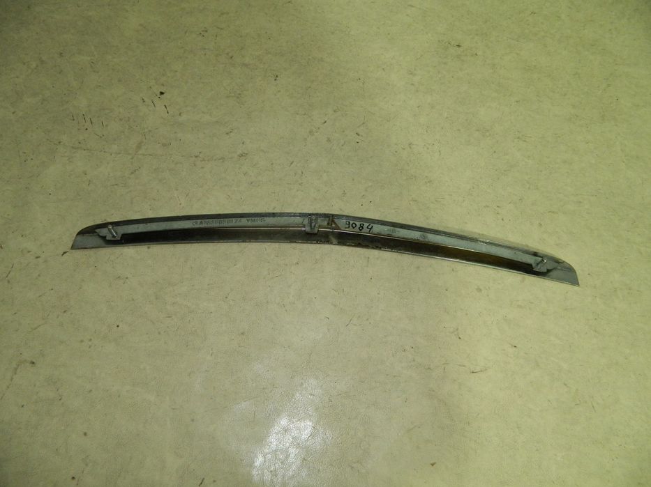 Ornament cromat bara fata - de sub grila radiator, Mercedes A-Class W168, 97-04, A1688850174