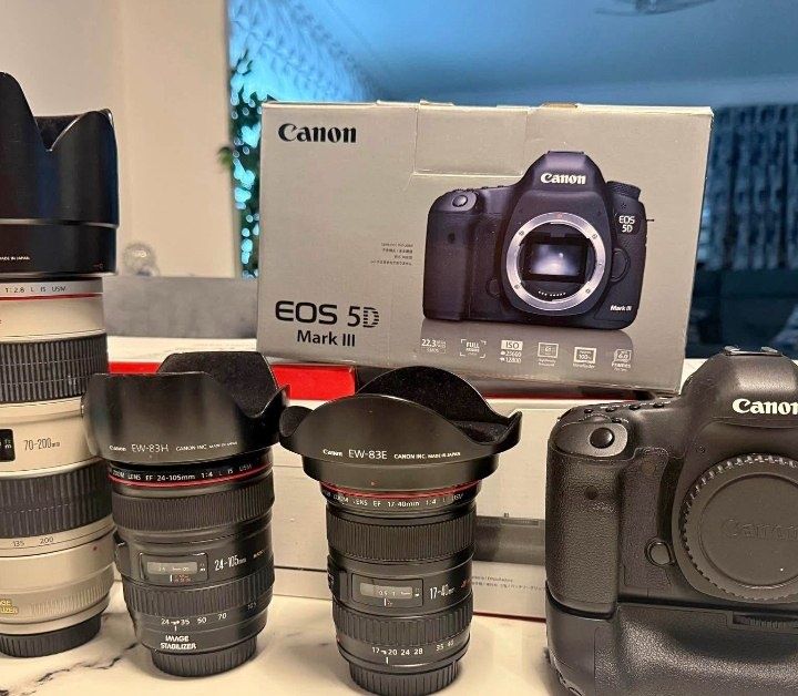 5D mark III  идеал холатда
Booster+
Battery 3