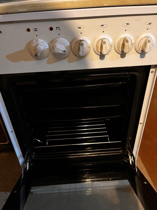 Продам газ плиту