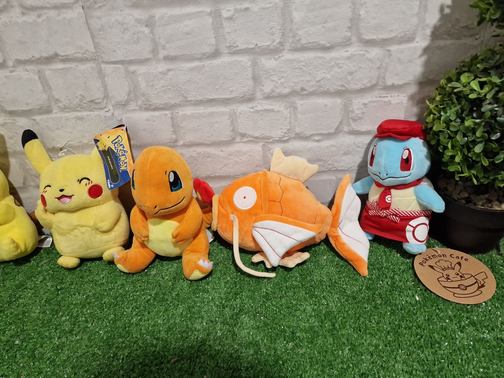 Pokemon колекция оригинални