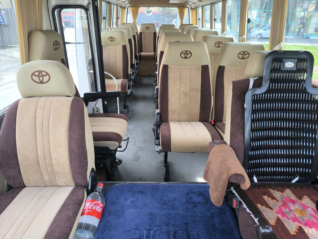 Toyota coaster srochna
