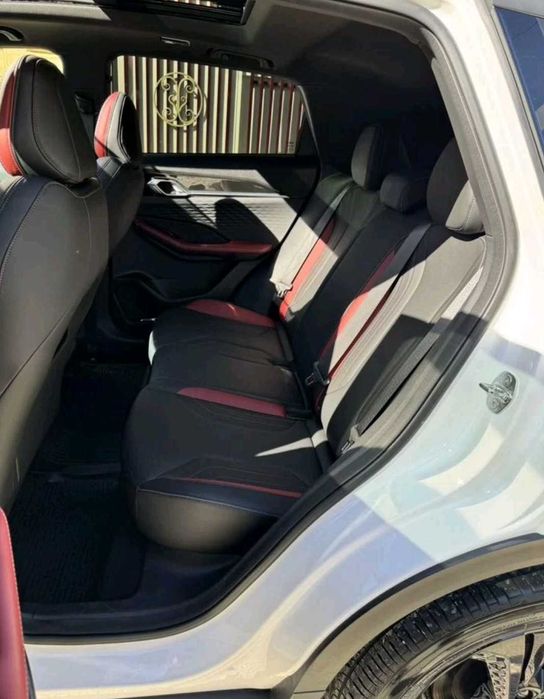 Geely Coolray Flagship