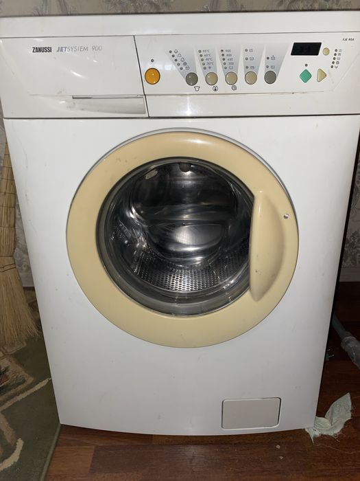 Стиральная машина Zanussi JETSYSTEM 900