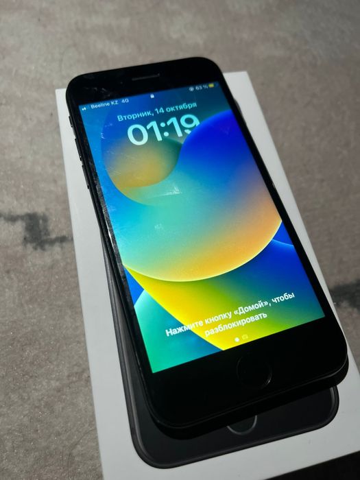iPhone SE 2020 б/у