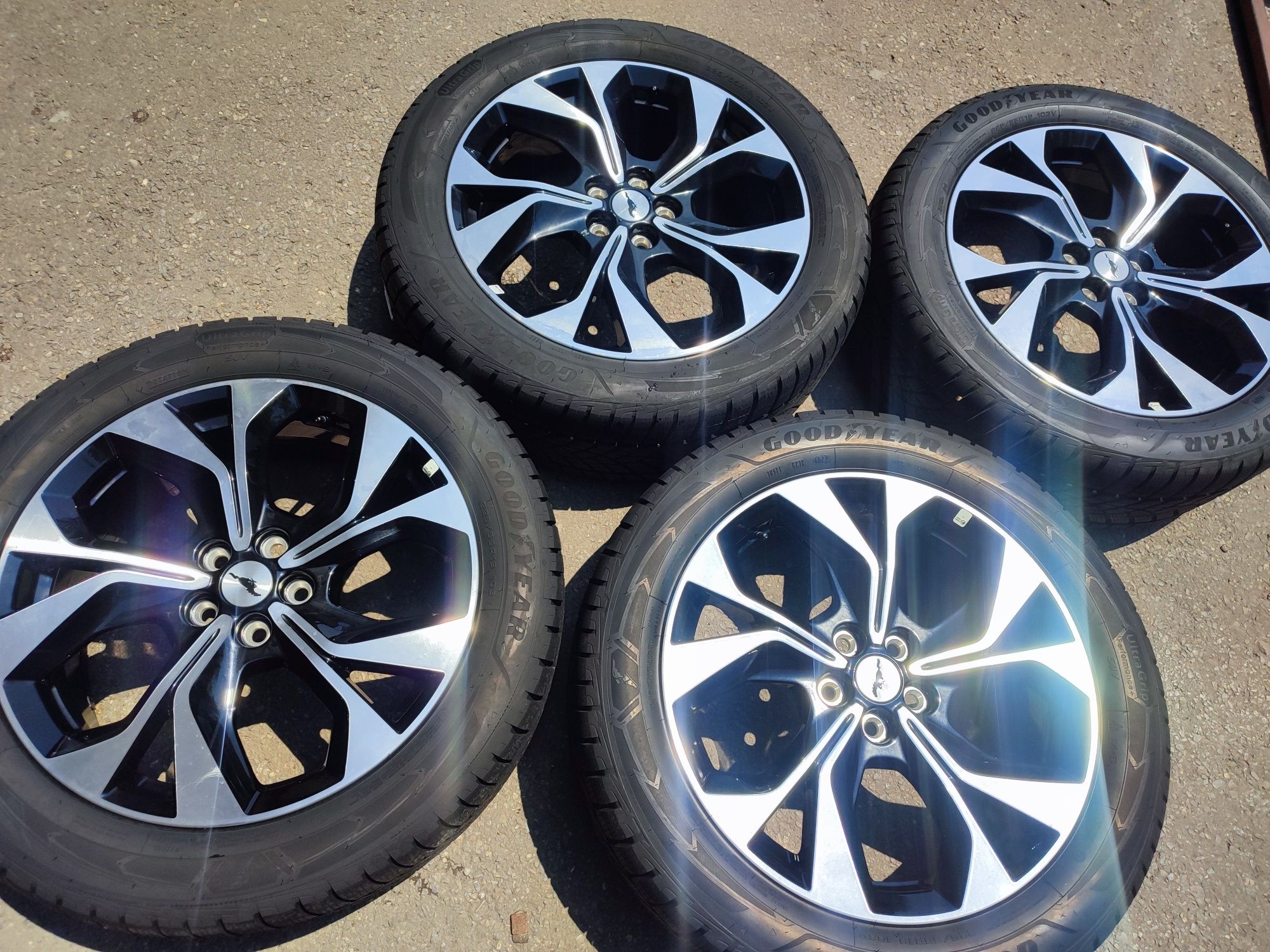 18" оригинални алуминиеви джанти за Ford Mustang Mach E.