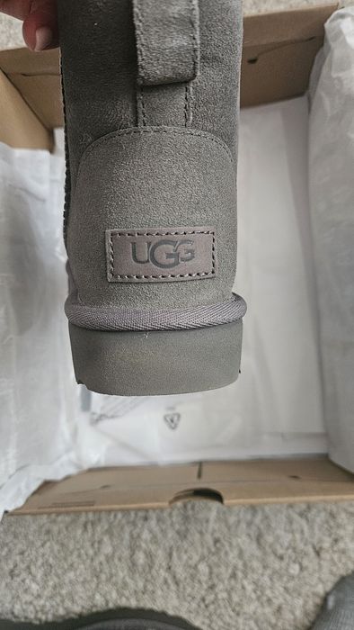 Ugg classic II mini gri