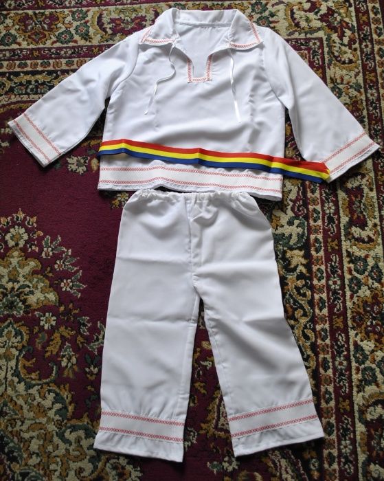 40 costume populare pt copii