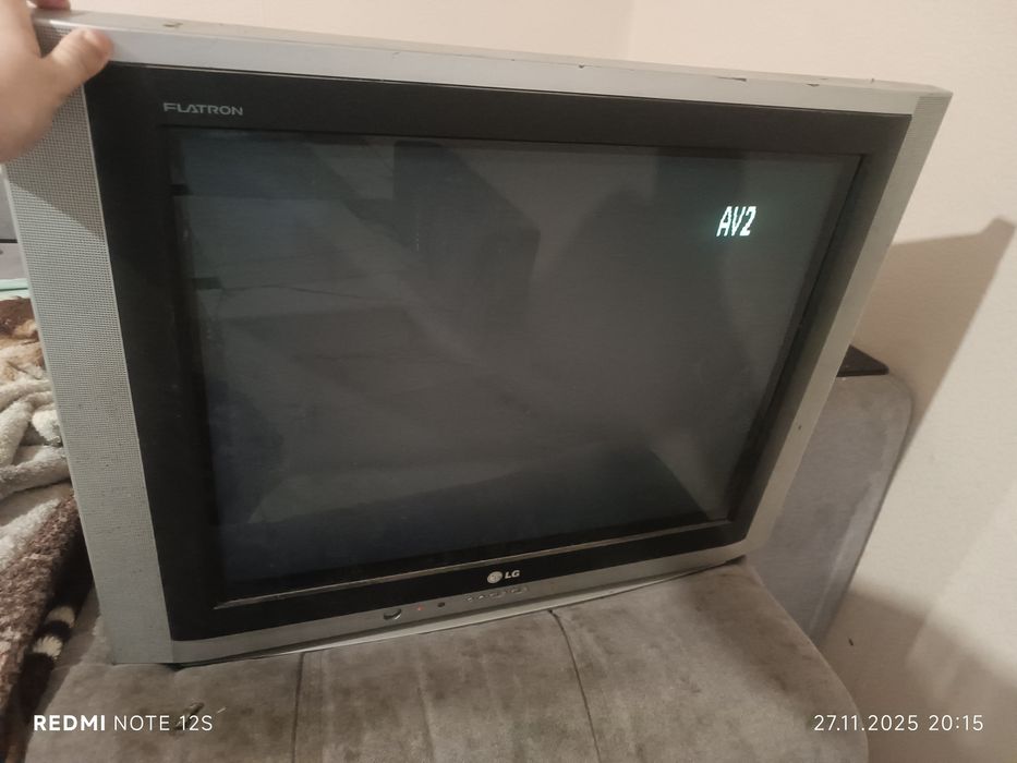 Продам телевизор и сегу