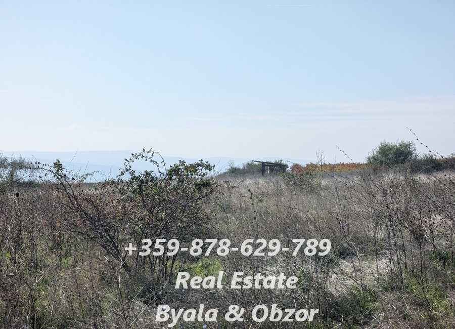 За продажба земеделска земя в местност МИХАЛ ЕЛАДА, гр.Бял