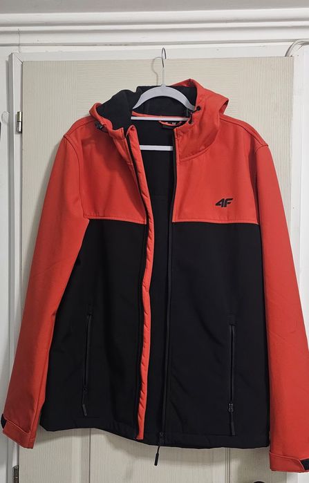 Geaca vânt 4F rosu cu negru