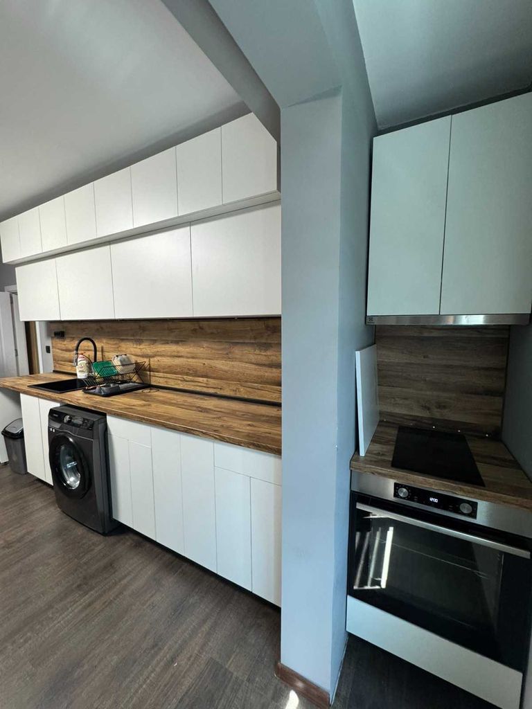 Продава се Двустаен апартамент в Плевен, Сторгозия - 50 кв.м за 1350 €/кв.м - Снимка #9