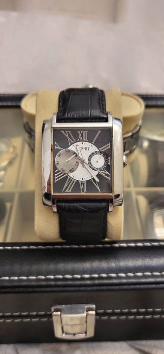 Ceas Esprit aproape nou