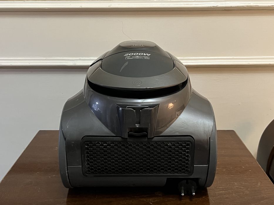 Пылесос LG VK76W02HY