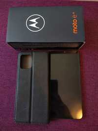 Motorola e13, 64 GB с протектор и калъф