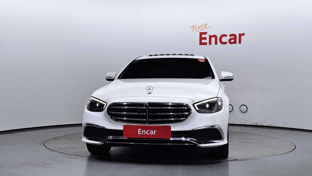 Benz (Mercedes-Benz) E-Class E300e 4MATIC Exclusive